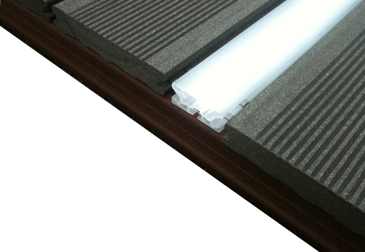Silvadec-Terrassendielen-LED-02-frei